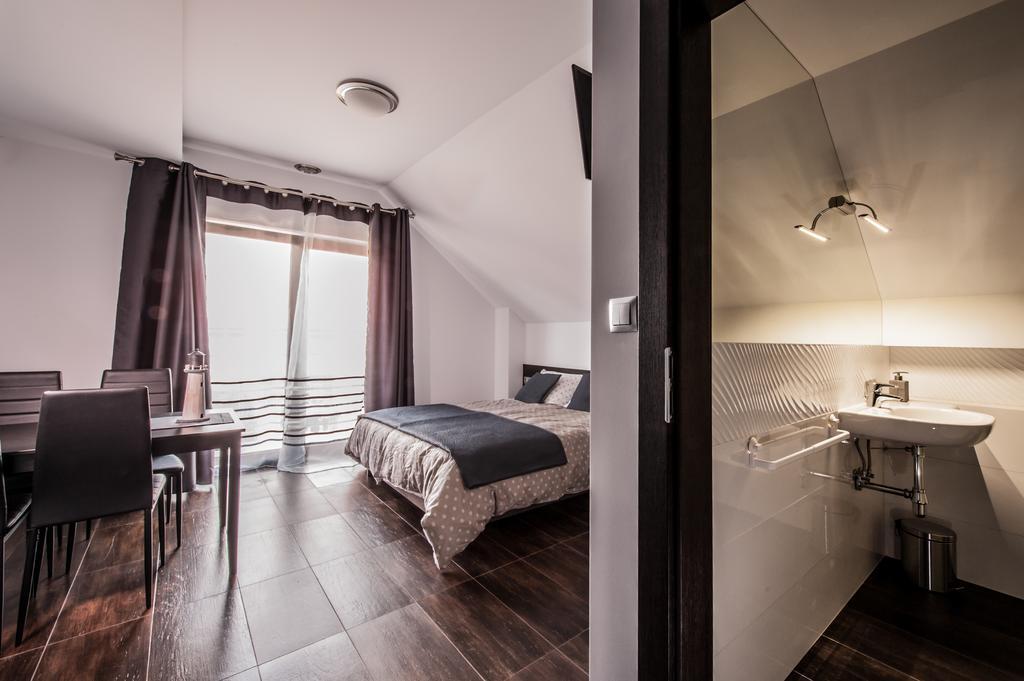 Rezerwat85 Daire Gdansk Oda fotoğraf